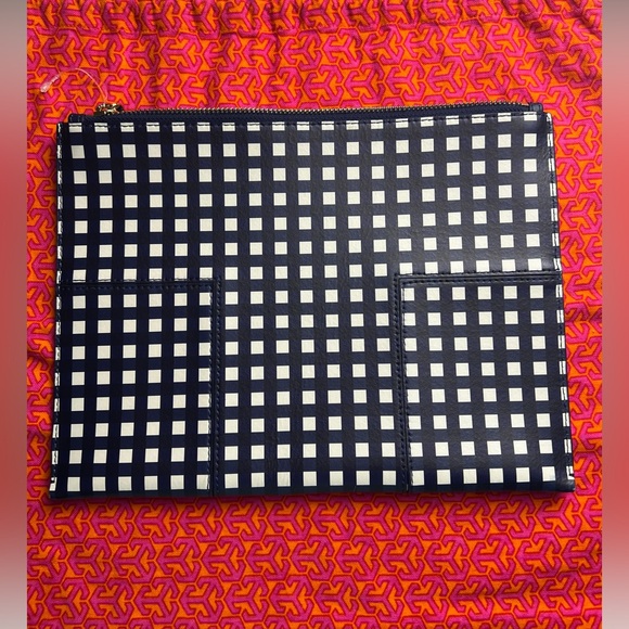 NEW Tory Burch Royal Navy Block T  Medium Travel Pouch - Picture 3 of 11